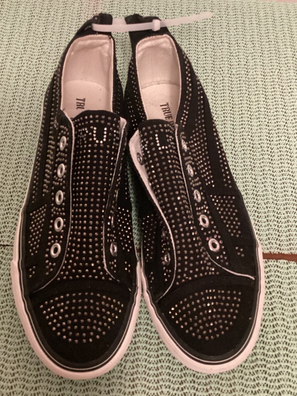 True Religion slip on shoes with glitter all over SZ 8.5 boho,festival ,blinged